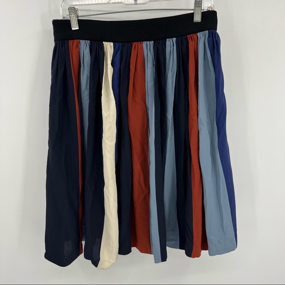 Chloe Striped Wool Pleated Silk Striped Skirt 36 - Picture 5 of 11